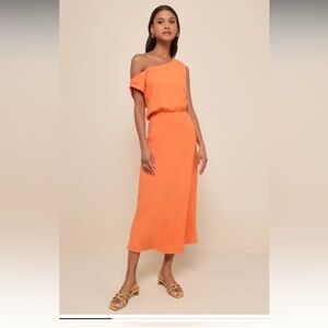 Lulus orange dress new with tag.